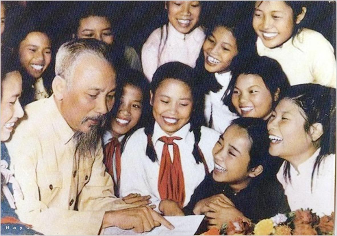 hinh-anh-ve-bac-ho