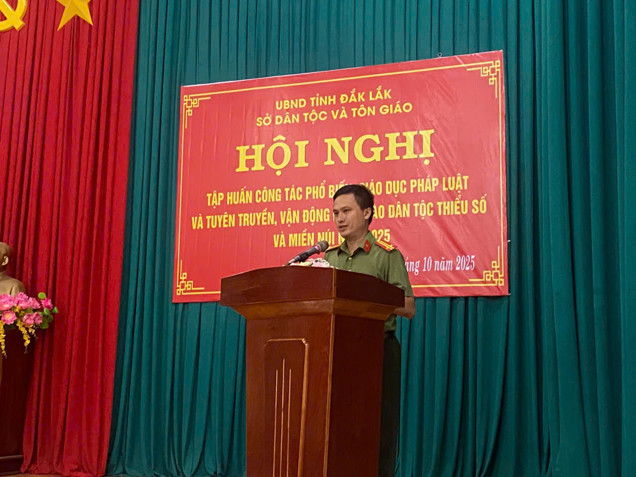 z7121698257772_769ff61c44876af901e5585021bb9cd0