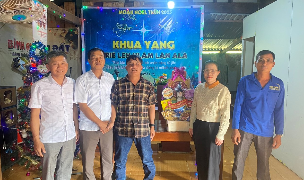 z7357723030710_c42275c0865eb4b36d292ae1e99f00ed