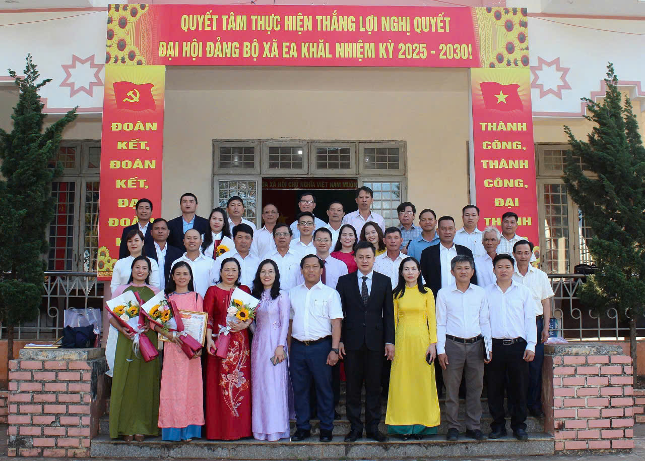 z7601023488364_6ad2005b5cf19d34c08e2b78c6246481