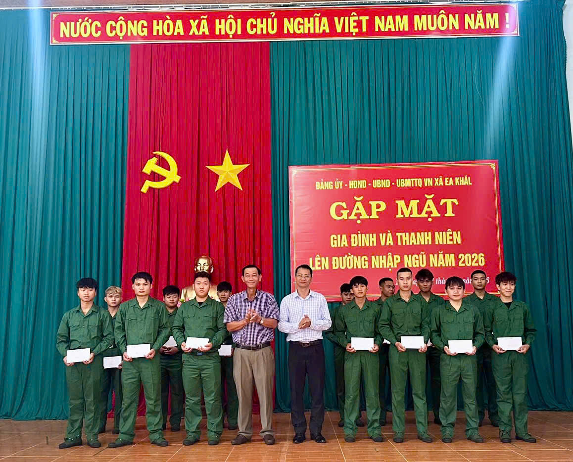 z7569410137526_52c9f542ffc0432474bca0074159865e